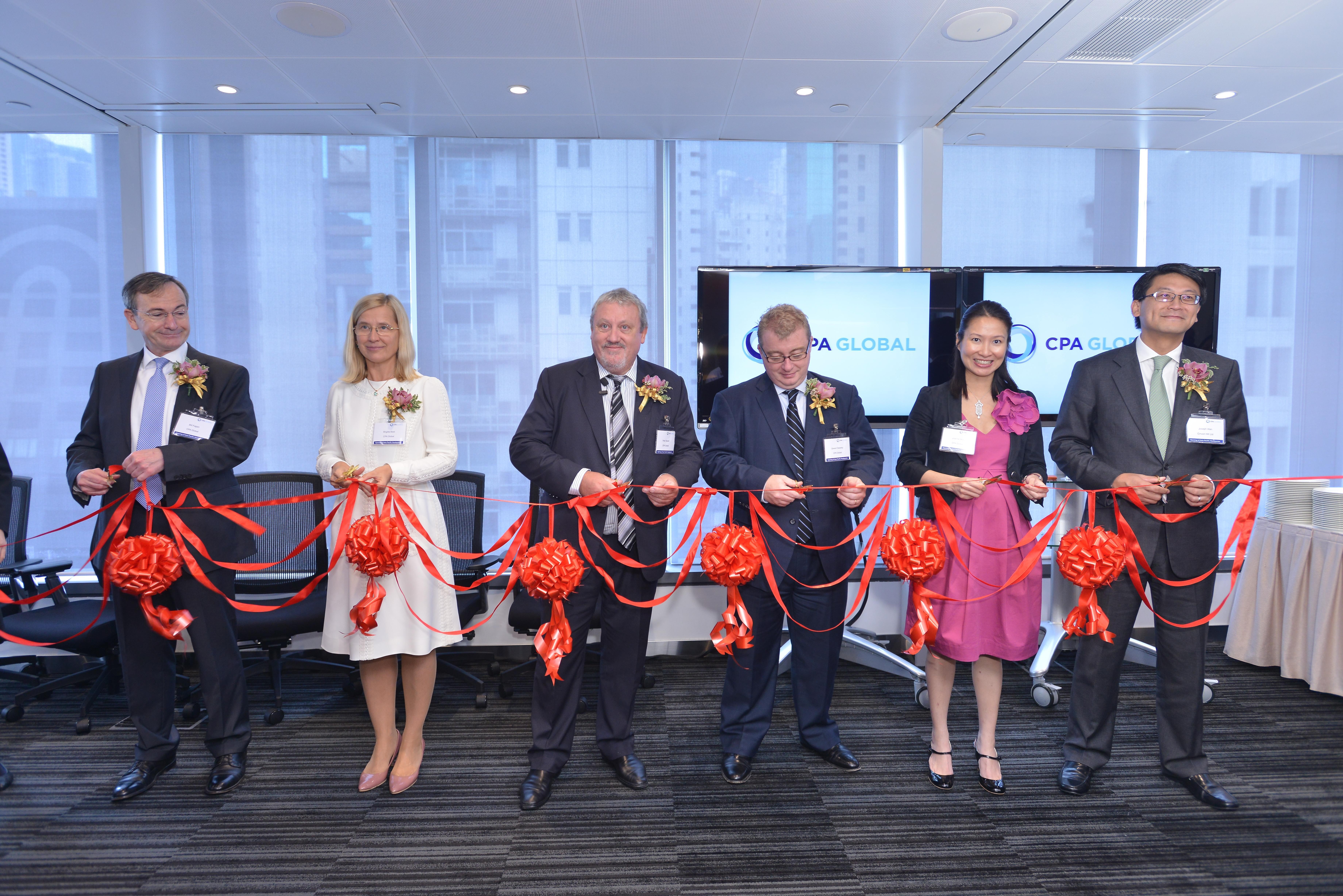 CPA Global Management team and Asia Pacific leaders officiate the Hong Kong Headquarter Expansion Ceremony.